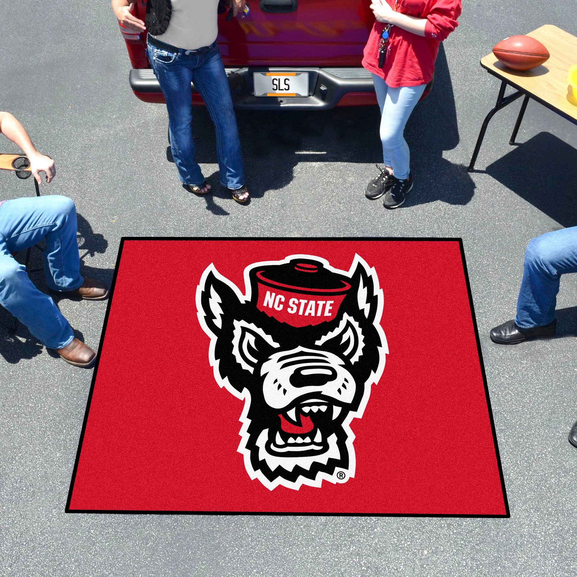 NC State Tailgate Mat